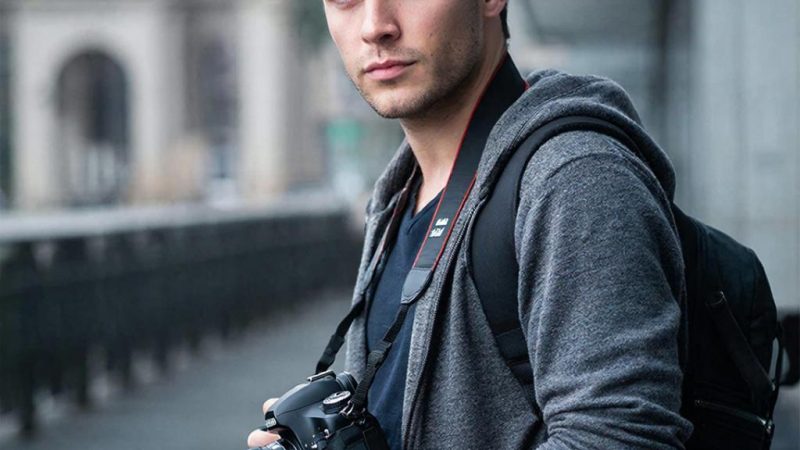 Алхимия памяти: Как косинусная близость превращает архивы чатов в живое цифровое присутствие