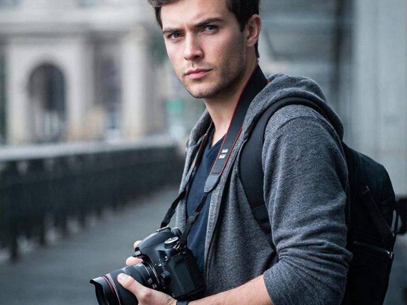 Алхимия памяти: Как косинусная близость превращает архивы чатов в живое цифровое присутствие